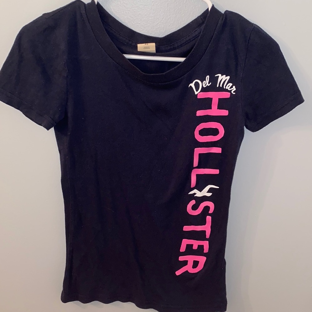 Hollister Tee